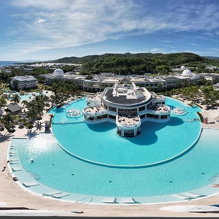The Signature Level At Grand Palladium Lady Hamilton Resort & Spa ルーシー エクステリア 写真