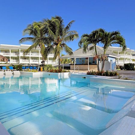 The Signature Level At Grand Palladium Lady Hamilton Resort & Spa ルーシー エクステリア 写真
