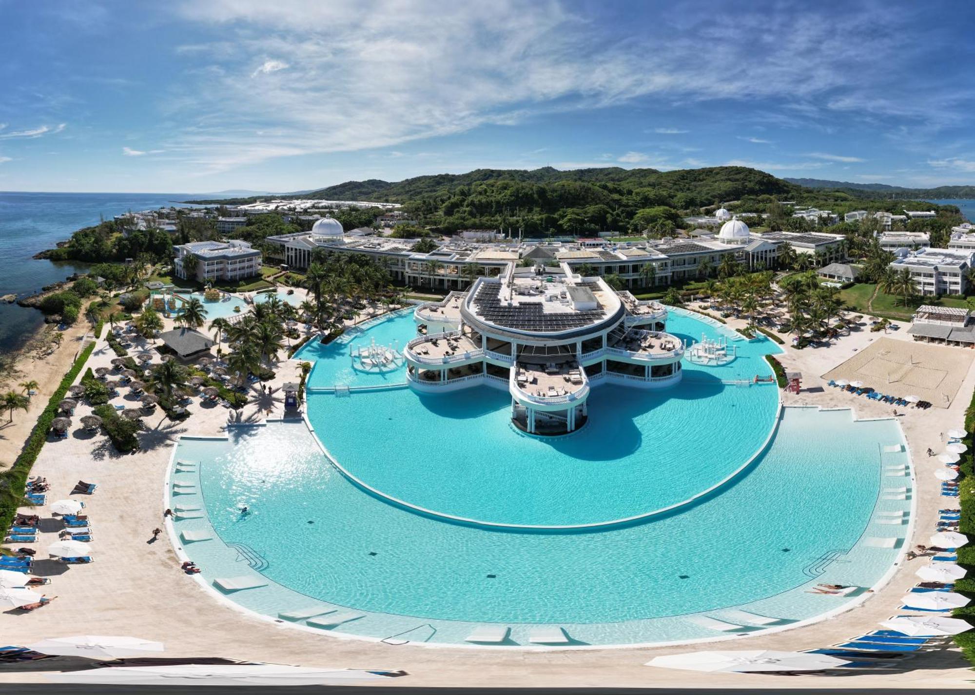 The Signature Level At Grand Palladium Lady Hamilton Resort & Spa ルーシー エクステリア 写真