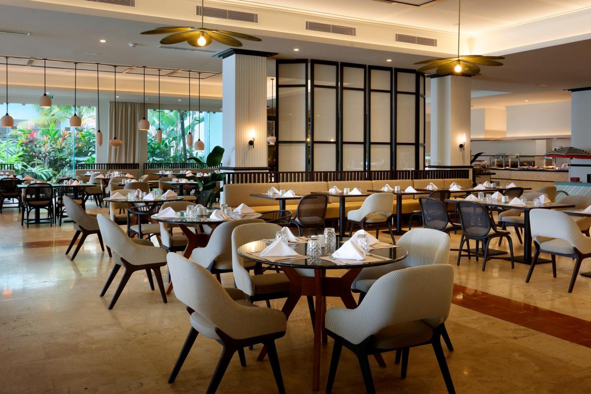 The Signature Level At Grand Palladium Lady Hamilton Resort & Spa ルーシー エクステリア 写真